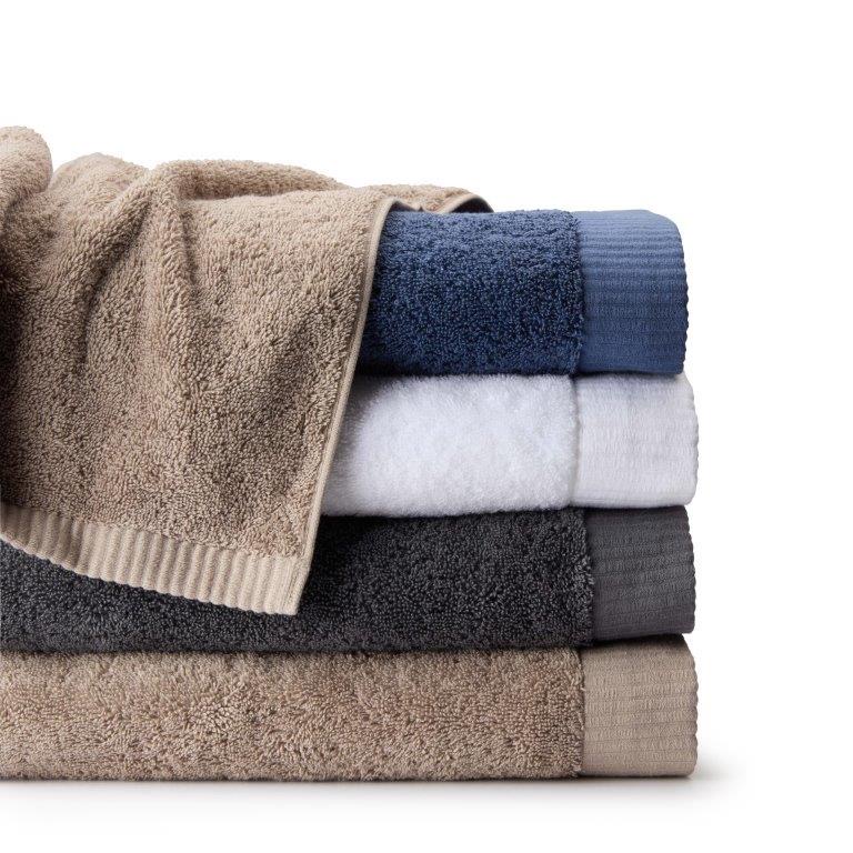 מגבת חלקה פרימיום במשקל גבוה 650 ג”ר/מ”ר – צבע אבן – תמונה 2