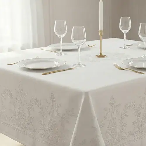 מפת שולחן מהודרת דגם משי - לבן