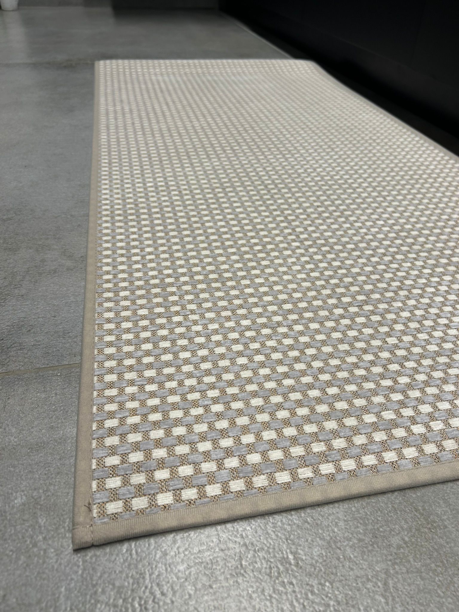 שטיח למטבח - מריו D.Beige | לא מחליק